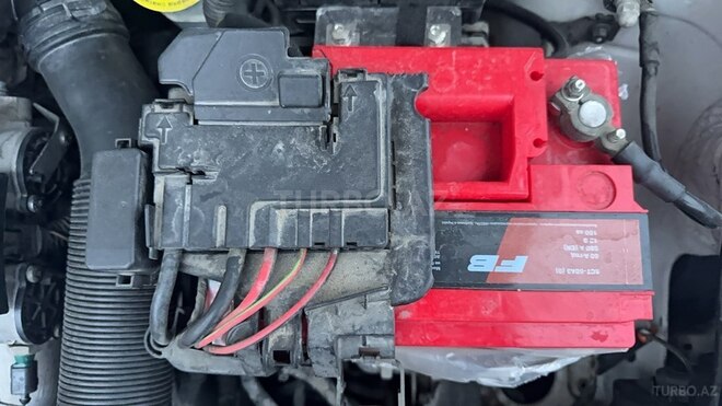 Volkswagen Polo 2013, 150,000 km - 1.6 l - Bakı