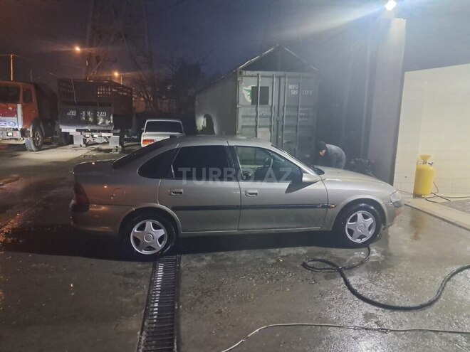 Opel Vectra 1997, 365,132 km - 1.8 л - Sumqayıt