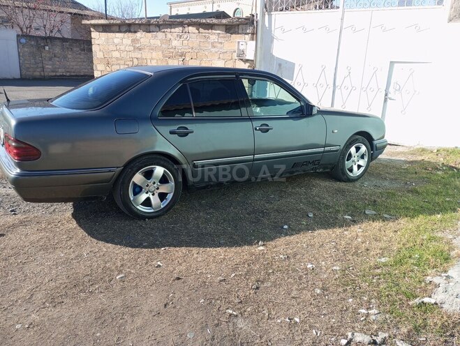 Mercedes E 280 1996, 400,000 km - 2.8 l - Bakı
