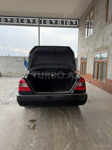 Mercedes C 220 1996, 296,351 km - 2.2 l - İmişli