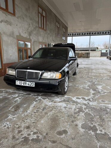 Mercedes C 220 1996, 296,351 km - 2.2 l - İmişli