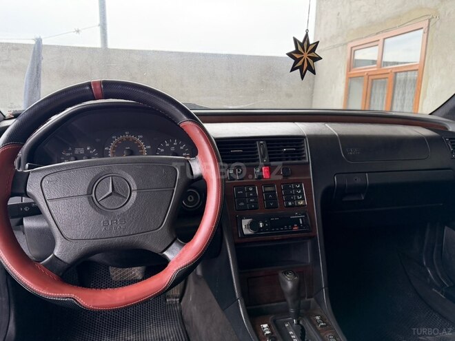 Mercedes C 220 1996, 296,351 km - 2.2 l - İmişli
