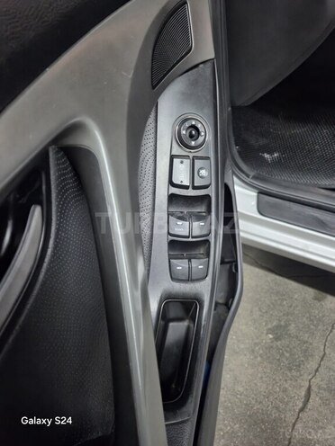 Hyundai Elantra 2011, 156,542 km - 1.8 л - Bərdə