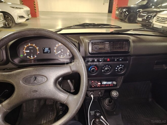 LADA (VAZ) Niva 2021, 35,000 km - 1.7 л - Gəncə