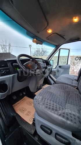 Ford Transit 2008, 320,000 km - 2.4 л - Astara