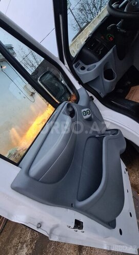 Ford Transit 2008, 320,000 km - 2.4 л - Astara