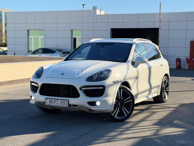Porsche Cayenne Turbo 2011, 152,400 km - 4.8 l - Bakı