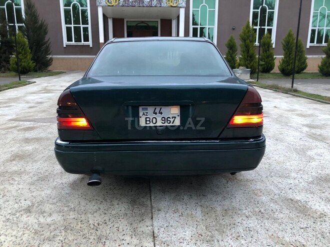 Mercedes C 220 1995, 225,000 km - 2.2 l - Masallı