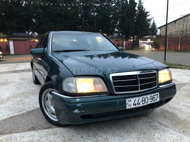 Mercedes C 220 1995, 225,000 km - 2.2 l - Masallı