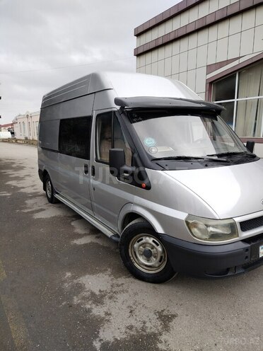 Ford Transit 2001, 585,000 km - 2.4 л - Xudat
