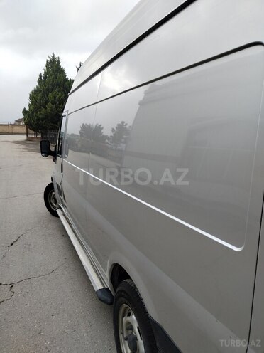 Ford Transit 2001, 585,000 km - 2.4 л - Xudat
