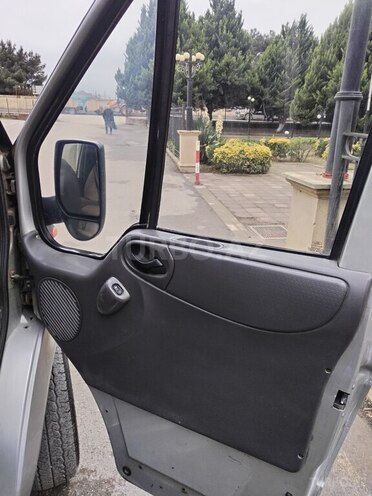 Ford Transit 2001, 585,000 km - 2.4 л - Xudat