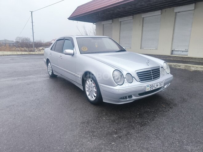 Mercedes E 240 2001, 323,386 km - 2.6 л - Şirvan