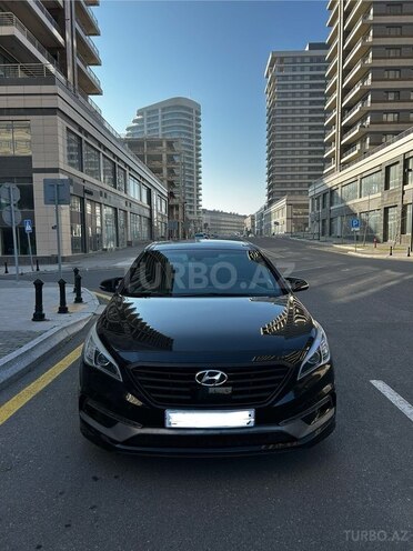 Hyundai Sonata-1