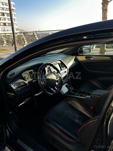 Hyundai Sonata-7