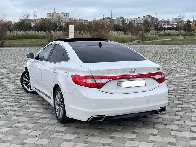 Hyundai Grandeur 2016, 213,256 km - 2.2 l - Bakı