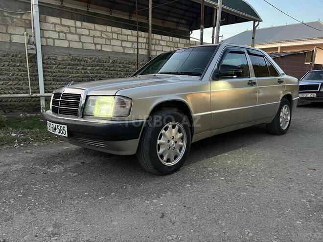 Mercedes 190 1992, 235,000 km - 2.0 л - Ağstafa