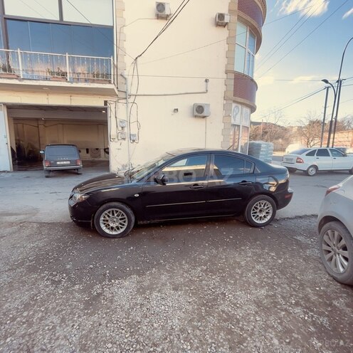 Mazda 3 2004, 232,600 km - 2.0 l - Gəncə