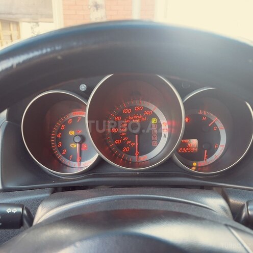 Mazda 3 2004, 232,600 km - 2.0 l - Gəncə