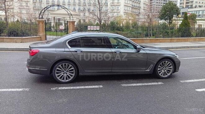 BMW 740 2018, 141,000 km - 3.0 l - Bakı