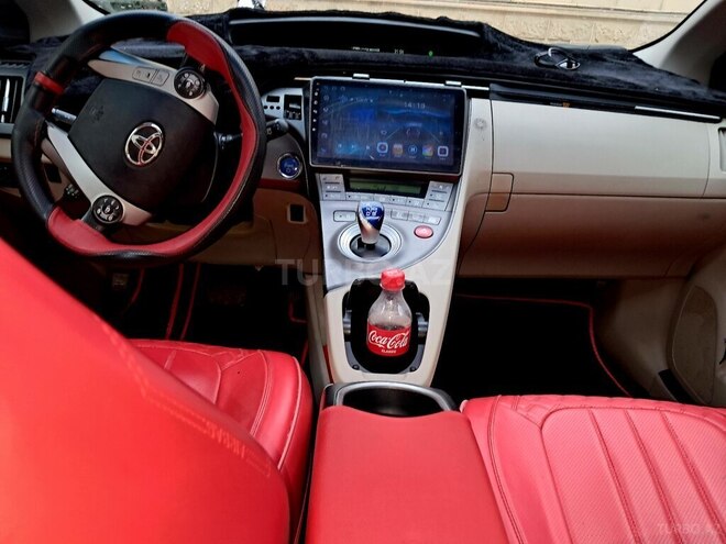 Toyota Prius 2014, 304,500 km - 1.8 l - Bakı