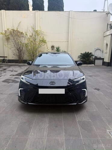Toyota Camry 2025, 17,000 km - 2.0 l - Bakı