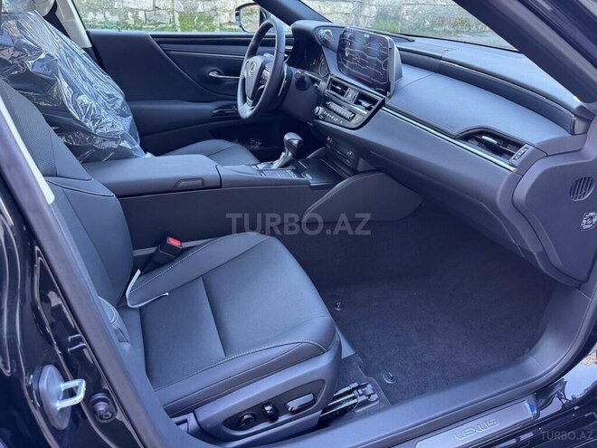 Lexus ES 250-8