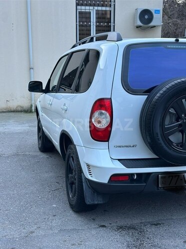 Chevrolet Niva 2016, 124,000 km - 1.7 l - Bakı