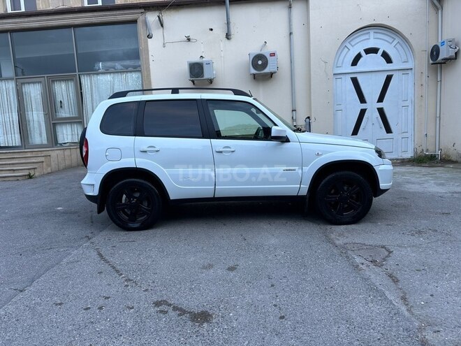 Chevrolet Niva 2016, 124,000 km - 1.7 l - Bakı