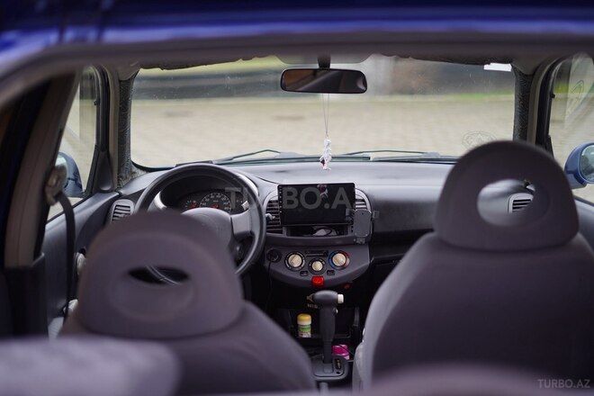 Nissan March 2003, 268,000 km - 1.4 l - Bakı