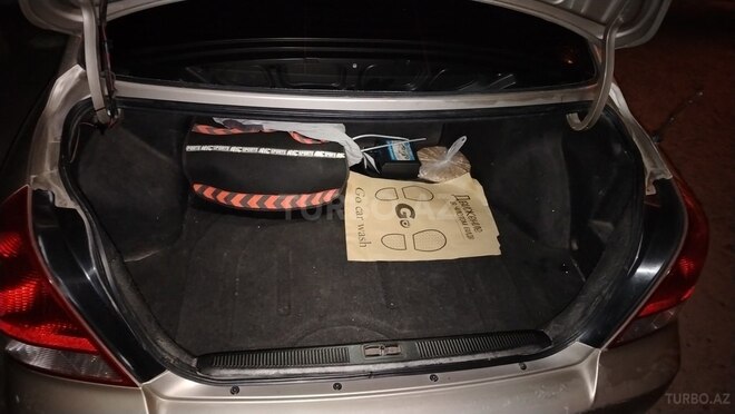 Hyundai Elantra 2001, 299,000 km - 2.0 l - Sumqayıt