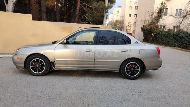 Hyundai Elantra 2001, 299,000 km - 2.0 l - Sumqayıt