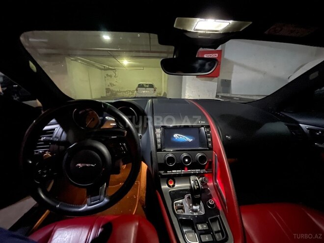 Jaguar F-Type-5