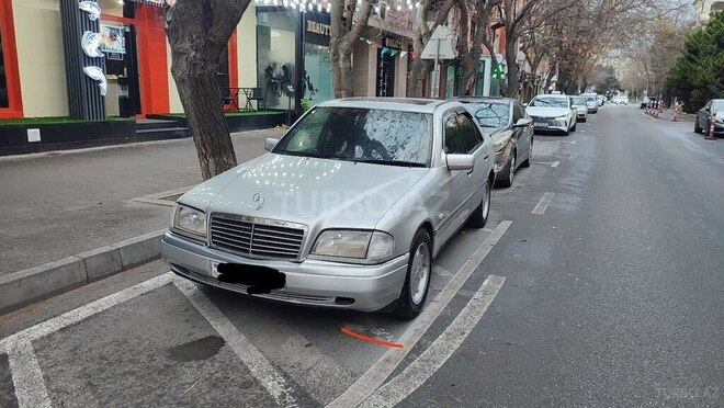 Mercedes C 230 1997, 407,000 km - 2.3 l - Bakı
