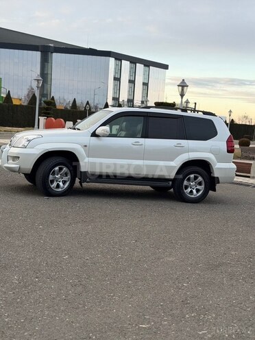 Toyota Land Cruiser Prado-2