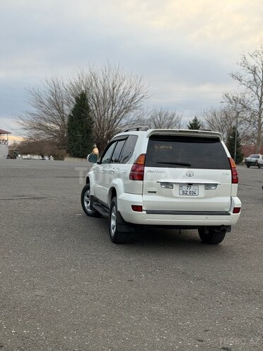 Toyota Land Cruiser Prado-7