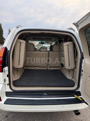 Toyota Land Cruiser Prado-17