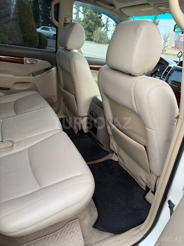Toyota Land Cruiser Prado-14