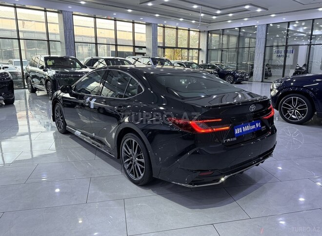 Toyota Camry-6