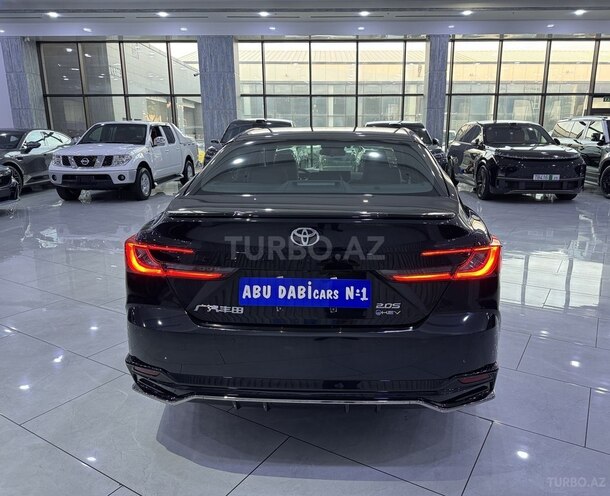Toyota Camry-7