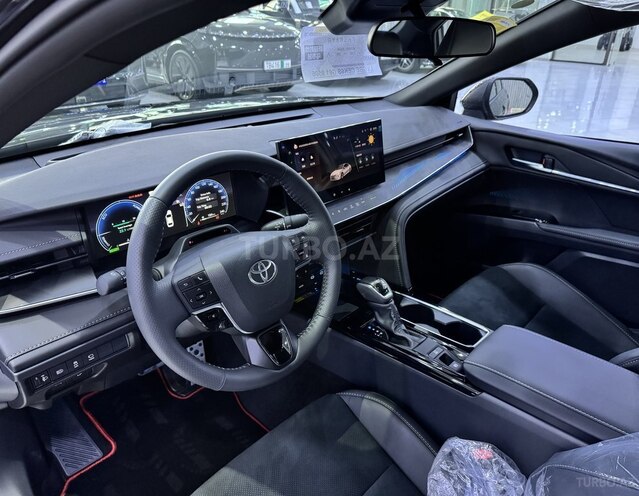 Toyota Camry-9