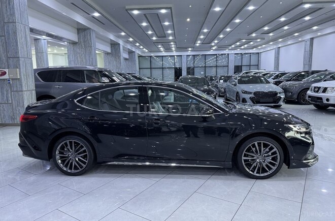 Toyota Camry-4