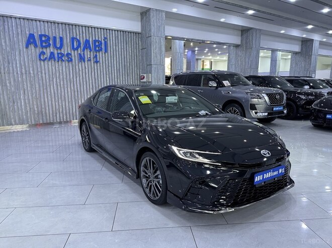 Toyota Camry-3