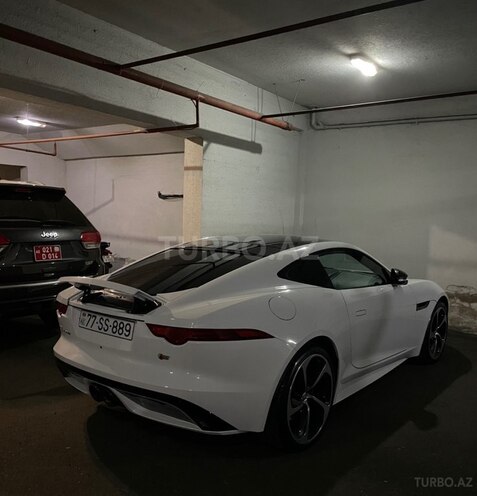 Jaguar F-Type-13