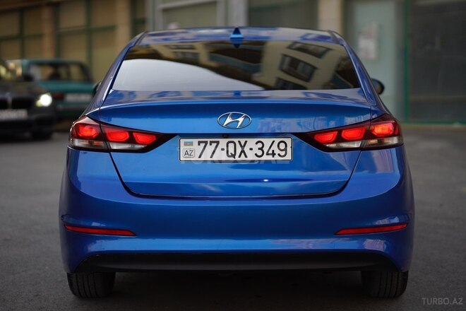 Hyundai Elantra 2016, 209,215 km - 2.0 l - Bakı