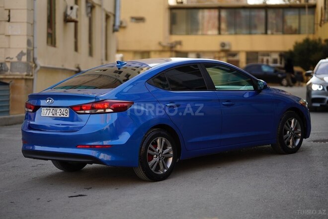 Hyundai Elantra 2016, 209,215 km - 2.0 l - Bakı