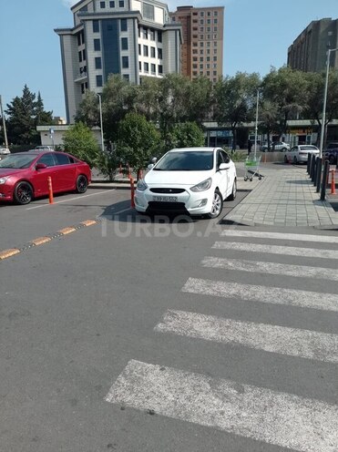 Hyundai Accent 2011, 303,123 km - 1.6 l - Mingəçevir