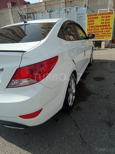Hyundai Accent 2011, 303,123 km - 1.6 l - Mingəçevir