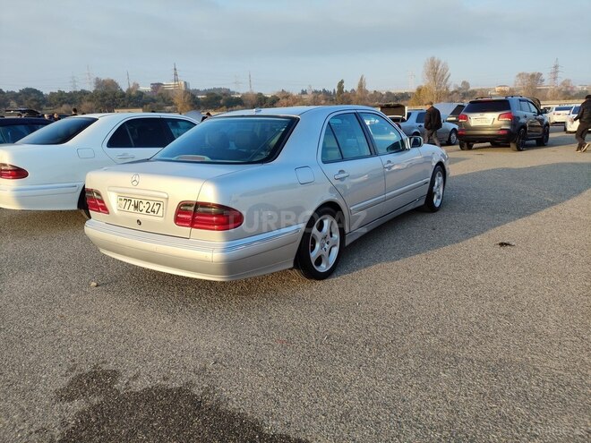 Mercedes E 240 2000, 240,000 km - 2.6 l - Bakı