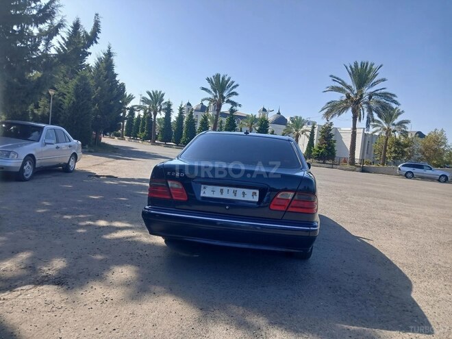 Mercedes E 220 2000, 500,300 km - 2.2 l - Astara